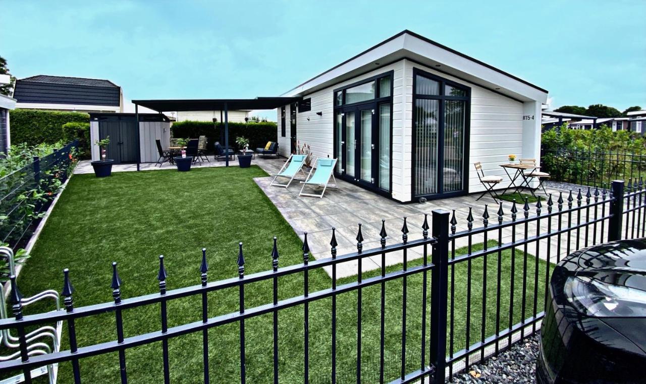 Ferienhaus Luxchalet #Vaju Lathum# Am See, Strand, Pool, Nationalpark المظهر الخارجي الصورة