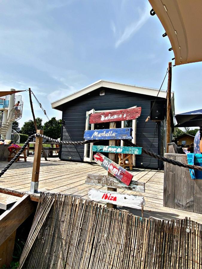 Ferienhaus Luxchalet #Vaju Lathum# Am See, Strand, Pool, Nationalpark المظهر الخارجي الصورة